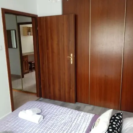 아파트 1 Bisko Plazy *