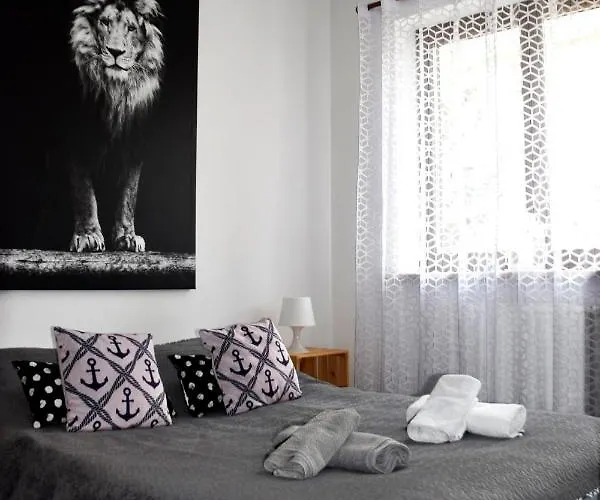 1 Bisko Plazy Apartman *